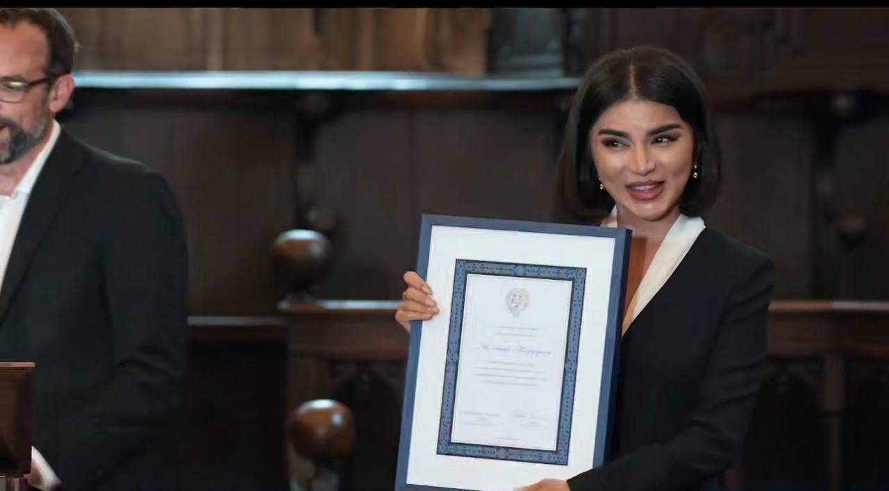 Saida Mirziyoyeva Oksford universiteti mukofoti bilan taqdirlandi