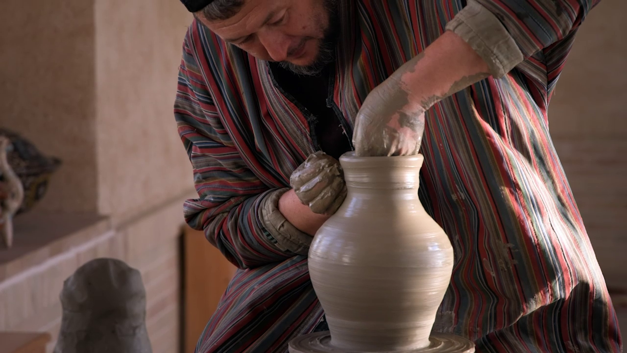 “Uzbek Gift Contest” – milliy suvenirlar yaratish bo‘yicha respublika tanlovi e’lon qilindi
